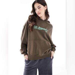 Pull&Bear Le Marais Graphic “Los Angeles” Oversized Hoodie in Brown Size XL